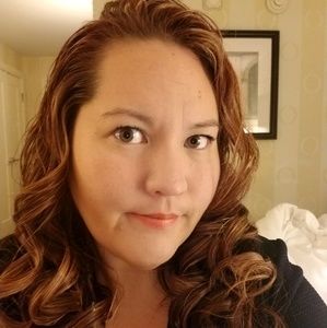 Meet your Posher, Jenell